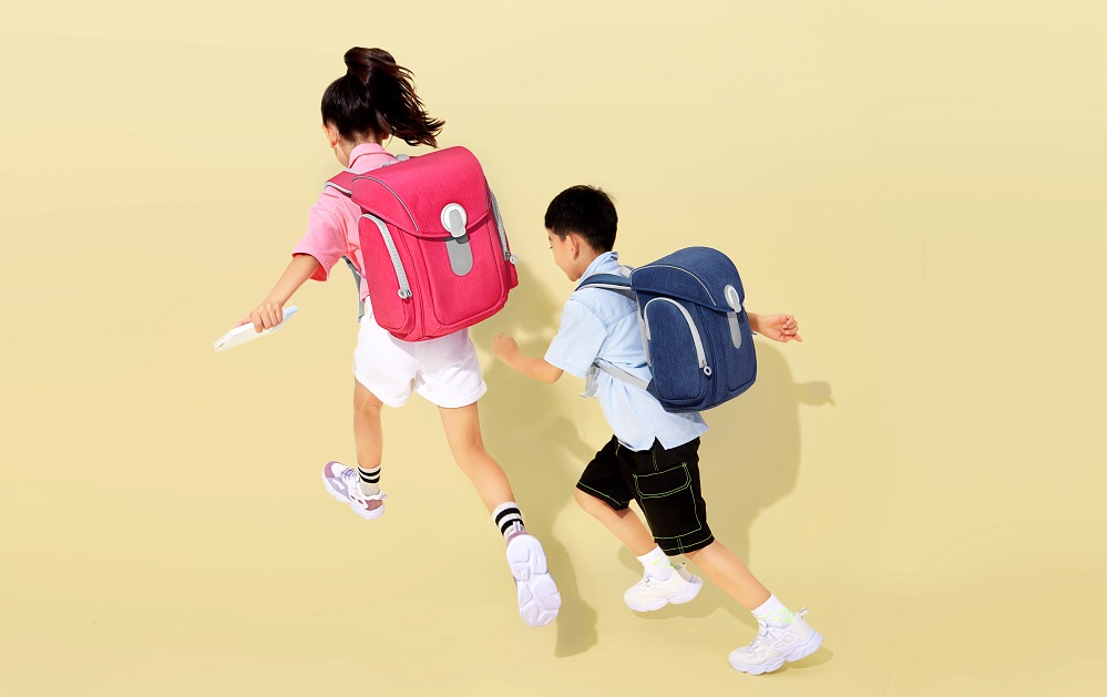 ninetygo-smart-school-bag