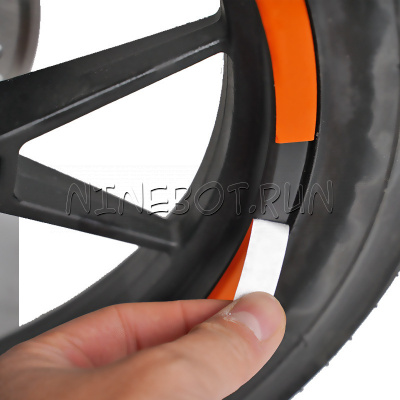 Светоотражающая наклейка на обод ступицы для электросамоката Ninebot MAX G30 (оранжевая)